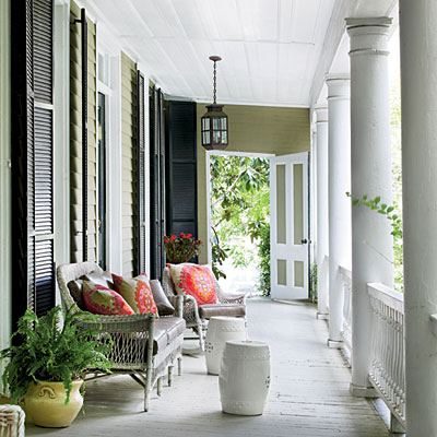Laura Moss photo of porch